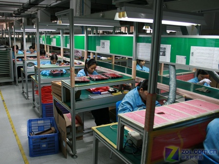 品质的守护者 每一片主板都要接受层层检测